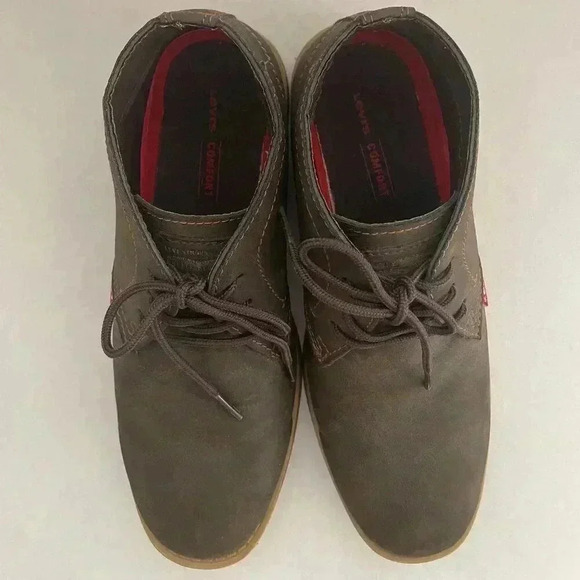 Levi's Men's 8.5 M Brown Suede Chukka Boots – Lace-Up Ankle Style - Picture 7 of 10
